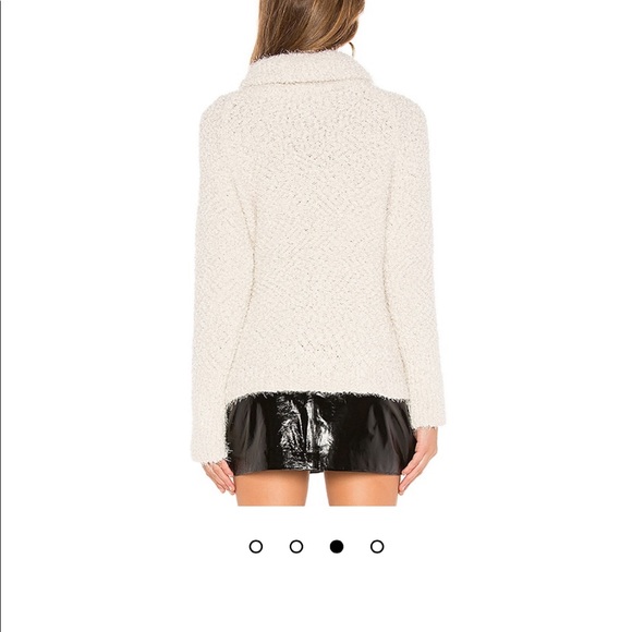 Cupcakes and cashmere sweater - Picture 4 of 10